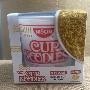 Nissin Cup Noodles Ramen Cup and Spoon Set - Red and White